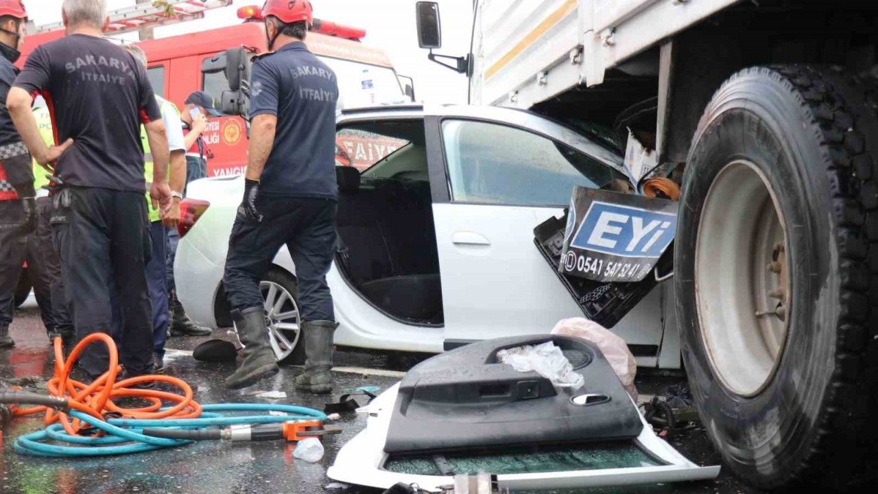 2022’de Sakarya’da trafik kazalarında 66 kişi hayatını kaybetti
