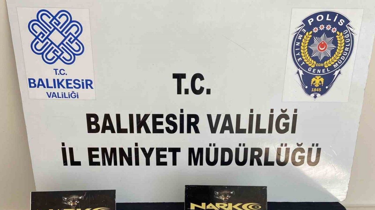 Balıkesir’de polisten 9 şüpheliye uyuşturucu operasyonu