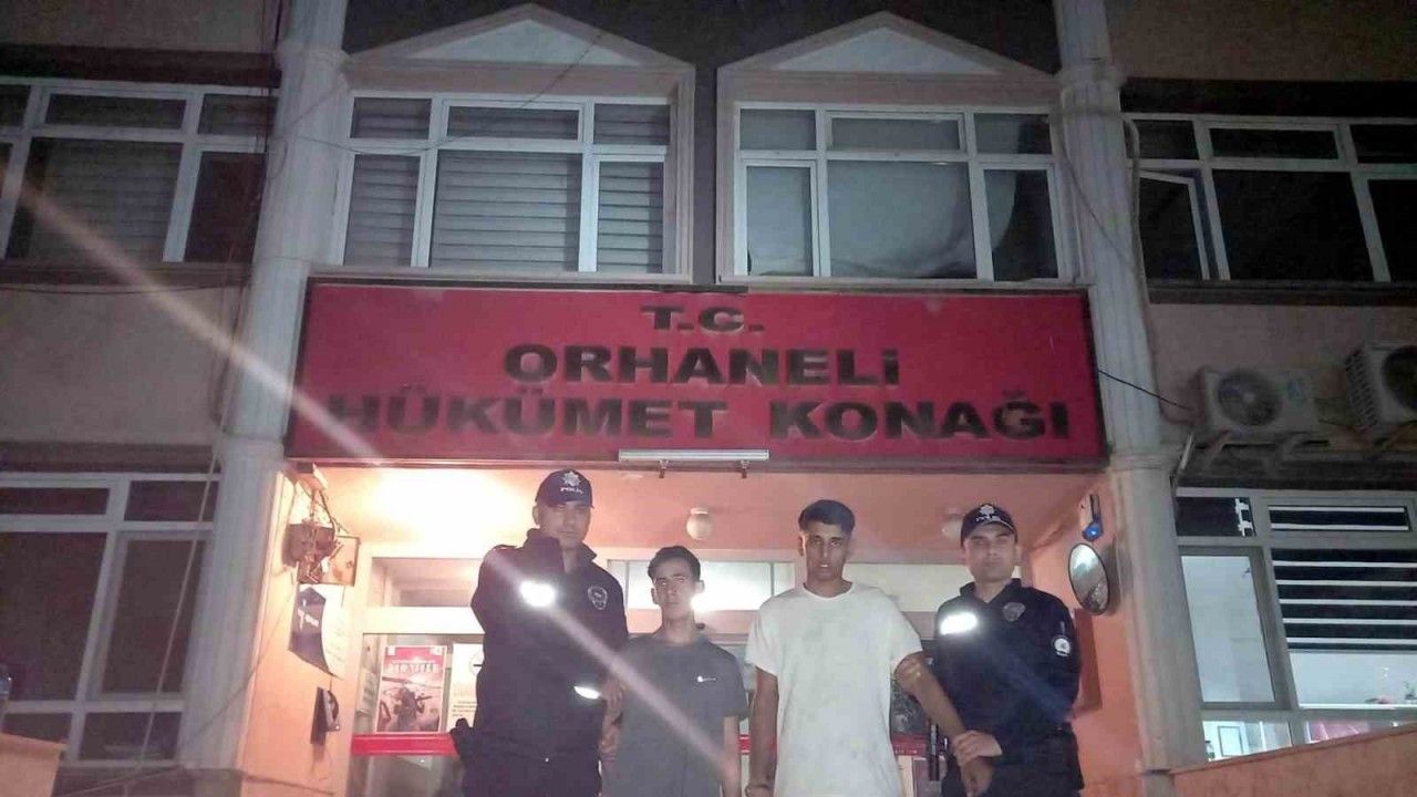 Hırsızlık yaptıktan sonra ilçe değiştirdiler, polisten kaçamadılar