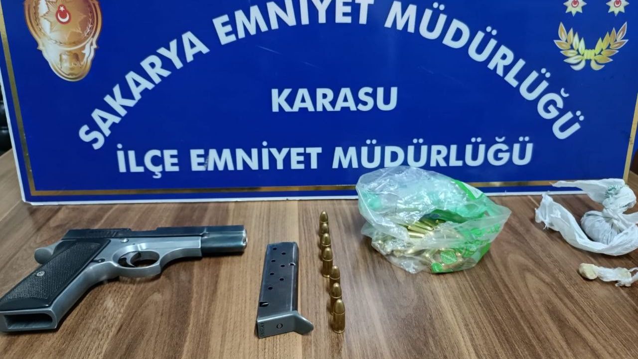Polisten uyuşturucu operasyonu: 1 gözaltı