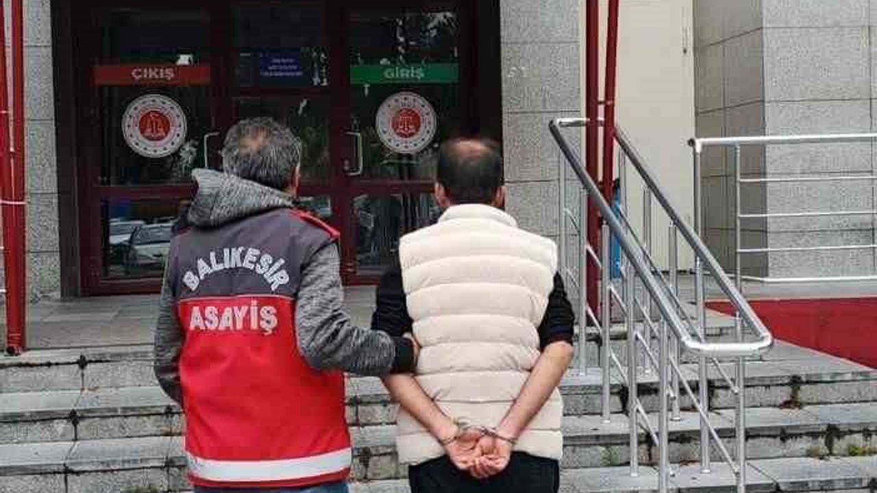 Balıkesir’de altın hırsızı polisten kaçamadı