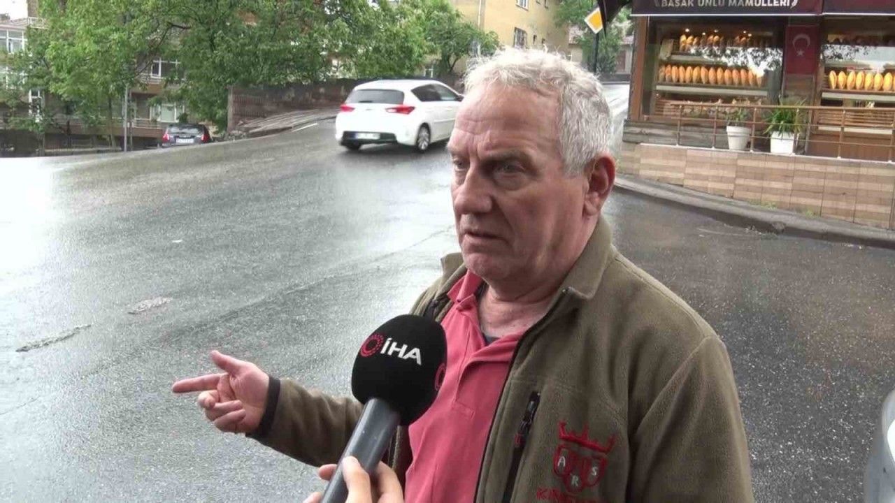 Üsküdar’da İETT otobüsünden yola dökülen mazot kazalara neden oldu: Çok sayıda araç birbirine girdi