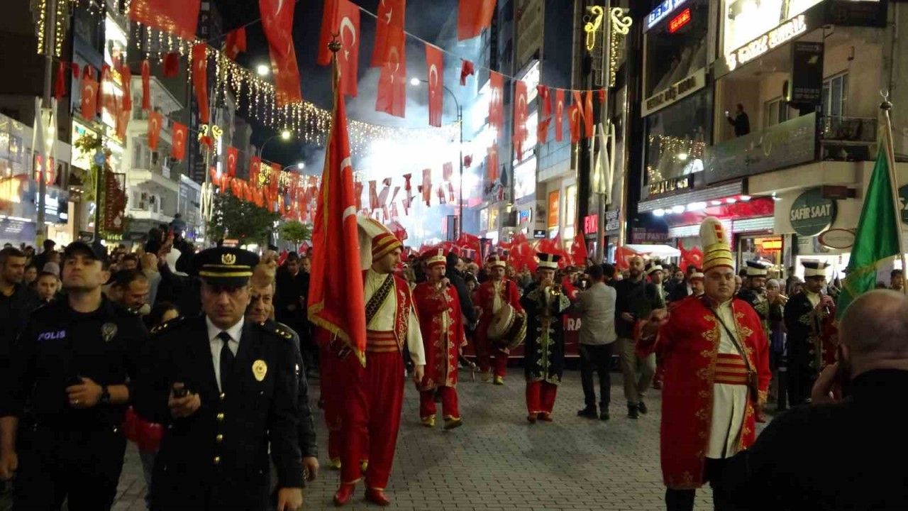 Cumhuriyet’in 102’nci yılı Ümraniye’de coşkuyla kutlandı