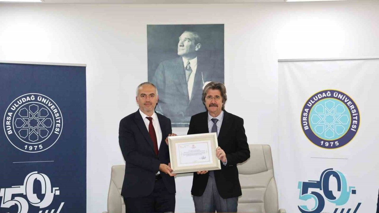 İl Sağlık Müdürlüğü’nden BUÜ’ye özel sertifika