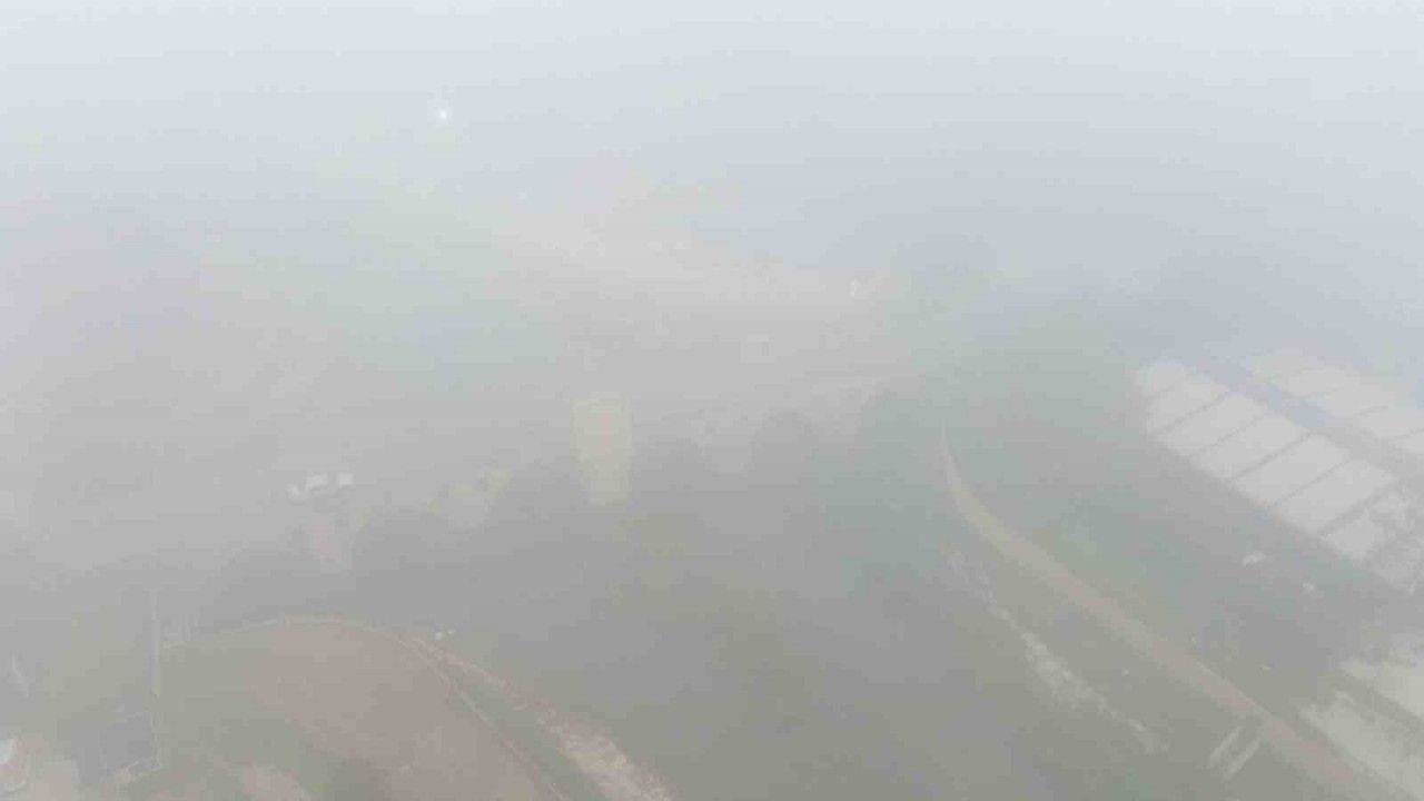 Kırklareli’nde sabah saatlerinde sis etkili oldu