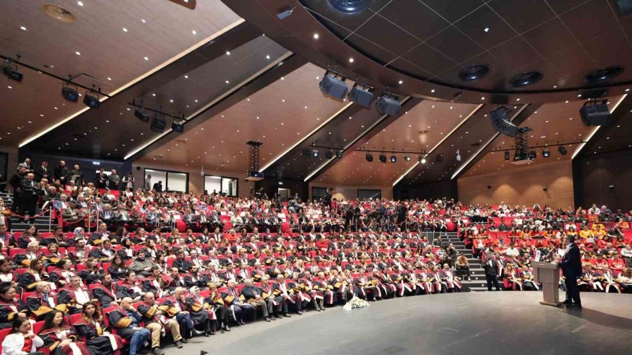 Milli Eğitim Bakanı Tekin: "22 yıl önce 76 olan üniversite sayımızı bugün 208’lere ulaştırdık"