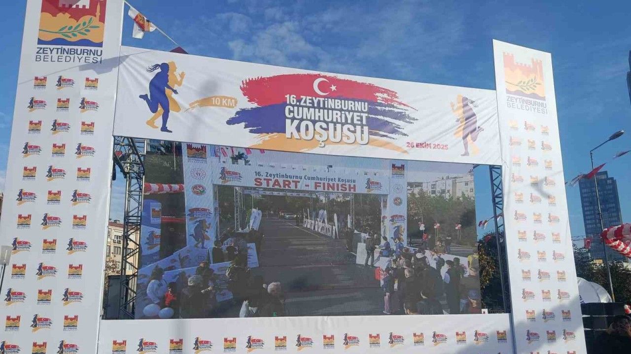 Zeytinburnu Uluslararası Cumhuriyet Koşusu bin 707 yarışmacıyla gerçekleşti