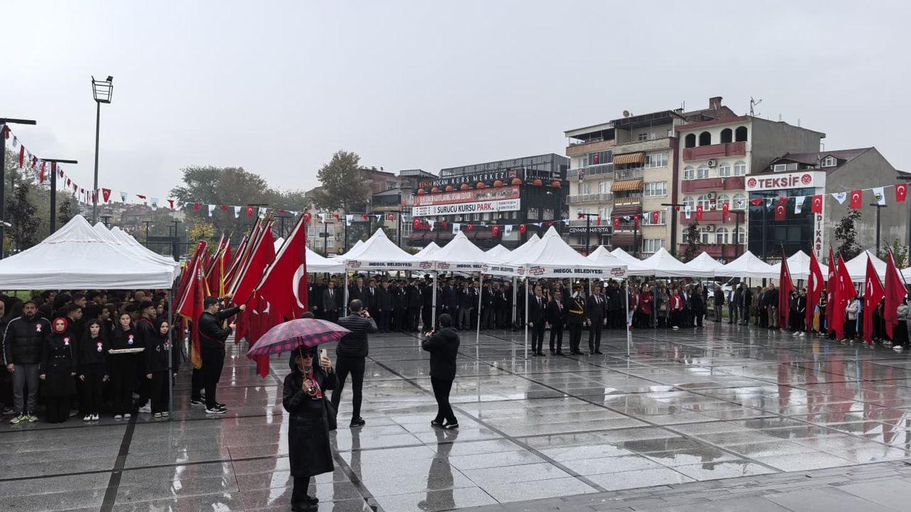 İnegöl'de Cumhuriyet Bayramı törenleri başladı