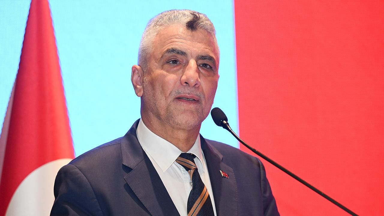 TİCARET BAKANI BOLAT’TAN MOBİLYACILARA MÜJDE... O KORİDOR TAMAMEN AÇILIYOR