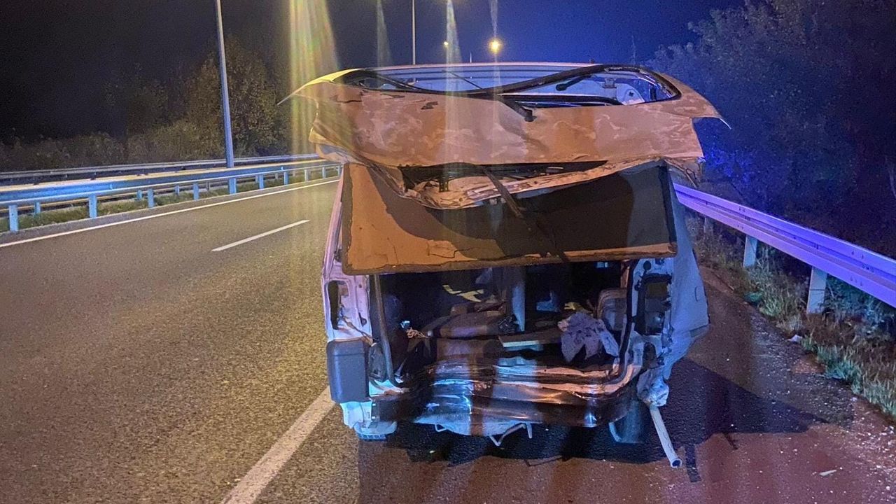 İnegöl'de feci kaza! Anne-kızı ölüm ayırdı