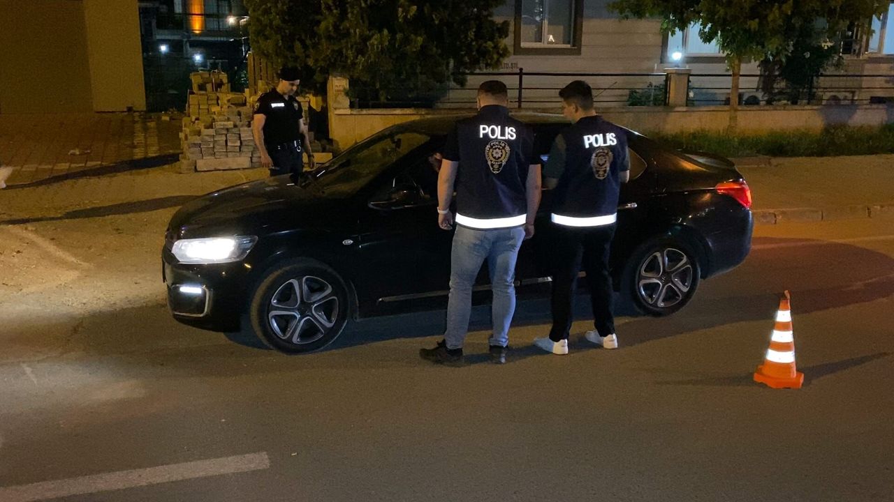 Bursa İnegöl'de güvenlik uygulaması gerçekleştiril
