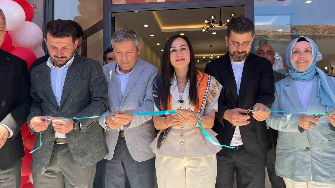Beykoz Lokantaları'nın 3'üncü şubesi Yenimahalle'de hizmete 