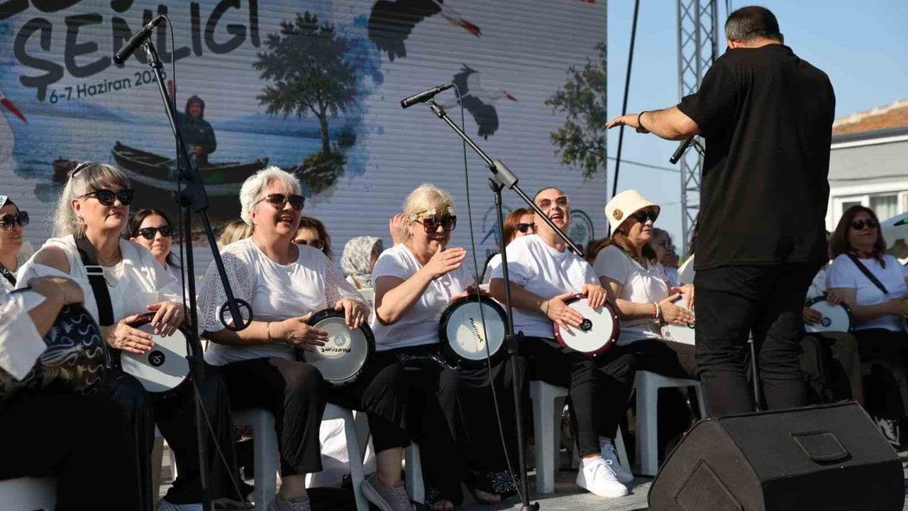 Bursa Leylek Şenliği binlerce doğaseveri bir araya getirdi