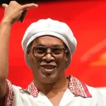Ronaldinho 11 yıl sonra futbola geri döndü! İşte yeni takımı