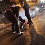 2 kişinin saldırısına uğrayan genç dakikalarca yol ortasında darp edildi!