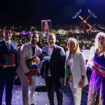 9 bin 600 nüfuslu ilçede düzenlenen Alişan konserini 25 bin kişi izledi
