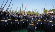 Ebru Teğmen işsiz kaldı iddiası!