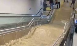 Pendik’te metro durağını su bastı