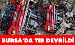 Bursa'da tır devrildi