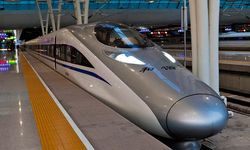 Dünyanın En Hızlı Treni Hangi Ülkededir ve Kaç Km Hız Yapar?