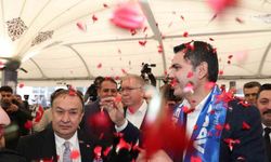 AK Parti İBB Başkan Adayı Murat Kurum: “Kastamonu’muzun selden zarar gören bir ilçelerini 1 yılda inşa ettik”