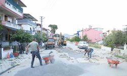 Burhaniye Belediyesi Fen İşleri ekipleri çalışmalarına devam ediyor