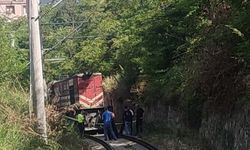 Bandırma’da trenin çarptığı adam hayatını kaybetti