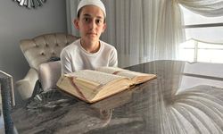 Henüz 11 yaşında  İnegöl'de 4 ayda hafız oldu