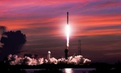 SpaceX, uzaya uydu göndermeye devam ediyor