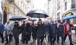 İstiklal Caddesi Atatürk’ün sesi ile yankılandı