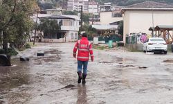 Gemlik'te sağanak taşkınına Başkan müdahalesi