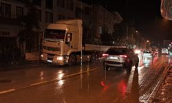 Bursa’da önce traktöre  sonra tıra çarptı