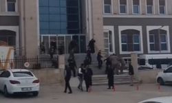 Şanlıurfa’da adliye önünde husumetli aileler arasında kavga: 16 yaralı, 15 gözaltı