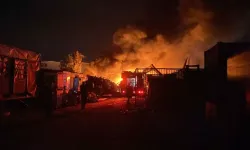 Avcılar’da geri dönüşüm tesisinde yangın