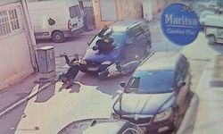 Edirne’de otomobil ile motosiklettin çarpışma anı kamerada: 2 yaralı