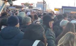 İstanbul’da tramvay seferlerinde gecikme çileden çıkardı, yoğunluk oluştu