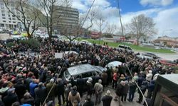 İmamoğlu'nun gözaltına alınması Bursa'da protesto edildi