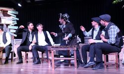 İnegöl Şehir Tiyatrosu’ndan Görkemli Gala