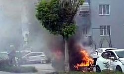 Bursa’da seyir halindeki otomobil alev aldı