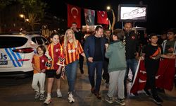 Silivri Belediye Başkanı Bora Balcıoğlu şampiyonluk kutlamalarına katıldı