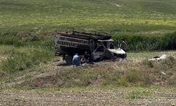 Diyarbakır’da kan donduran olay! Baba oğul kamyonetle yanmış halde bulundu