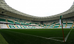 GÜRKAN’DAN BAŞKAN BOZBEY’E; “TEK TEK SÖYLE, BURSASPOR’A NE YARDIM ETTİN?”