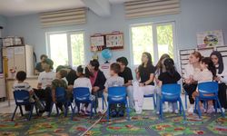 İnegöllü öğrenciler okul duvarlarını renklendirdi
