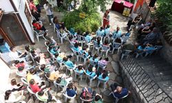 Yazar Karamuti Misi Yazıevi’nde öğrencilerle söyleşi yaptı