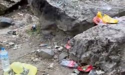 Bursa'da  şelaleyi, çöplüğe çevirdiler
