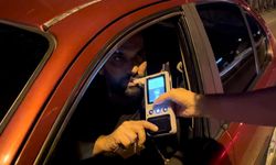 Bursa'da  bir promille ehliyeti kaptırınca kendine bela okudu