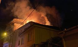 Bursa'da oto tamirhanesinde yangın