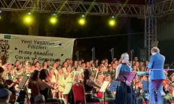 Hatay'da çocuklar ve gençler 'Yeni Yaşamın Filizleri' ile müzikle buluştu