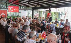 Bursa Valisi Erol Ayyıldız, şehit babaları ve gazi babalarla bir araya geldi