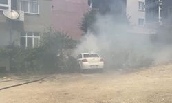 Çatalca’da park halindeki araç alev aldı